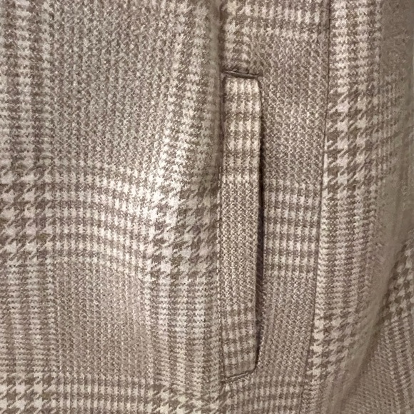 Button down polyester jacket - Picture 4 of 4